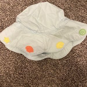 Gymboree summer hat with strap